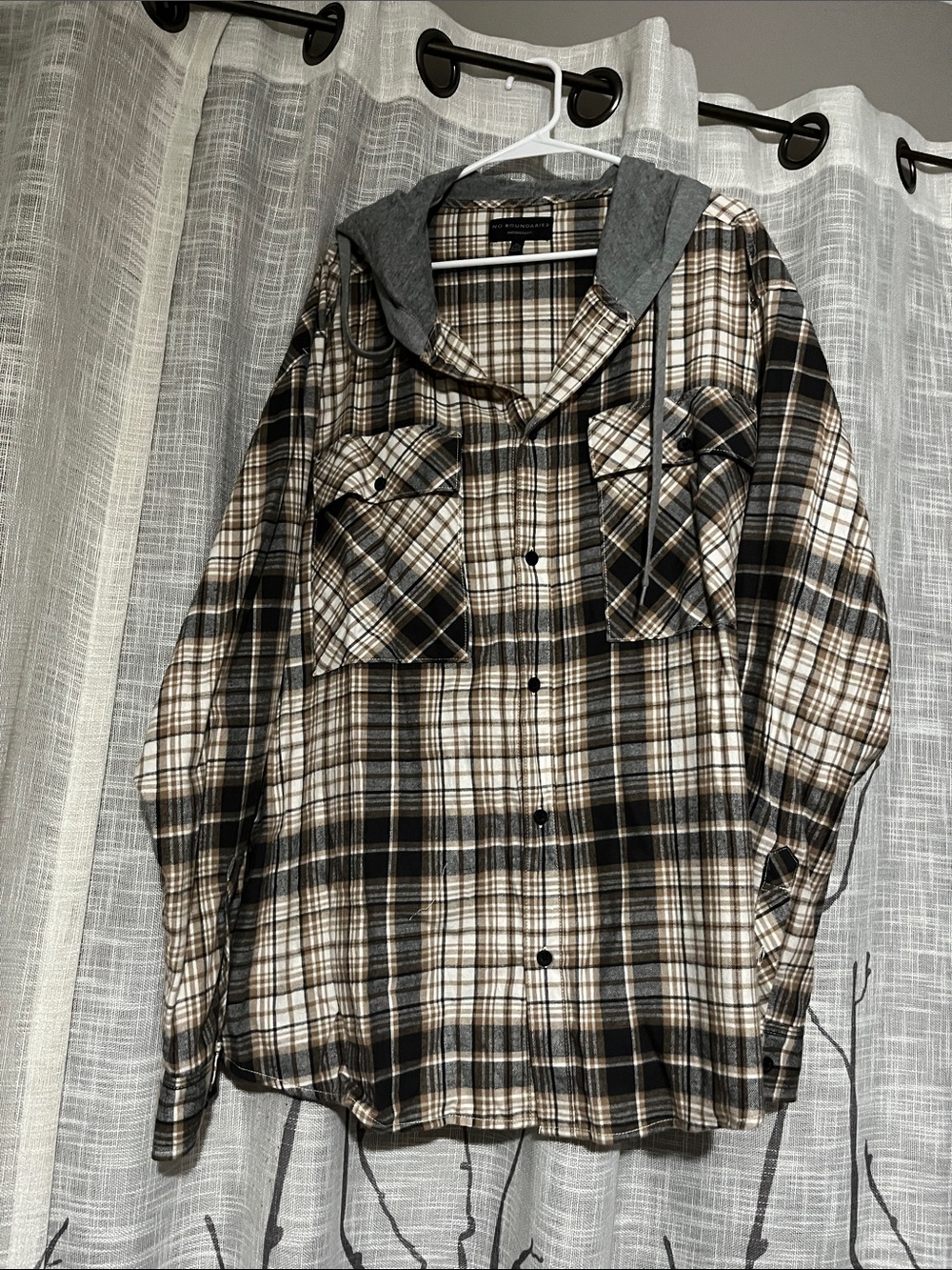 No Boundaries Black Gray and Cream Plaid Hooded Flannel Shirt